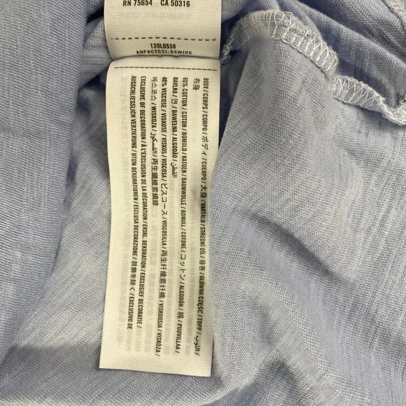 Abercrombie & Fitch Women's Soft Tee V Neck Shirt - Picture 6 of 6